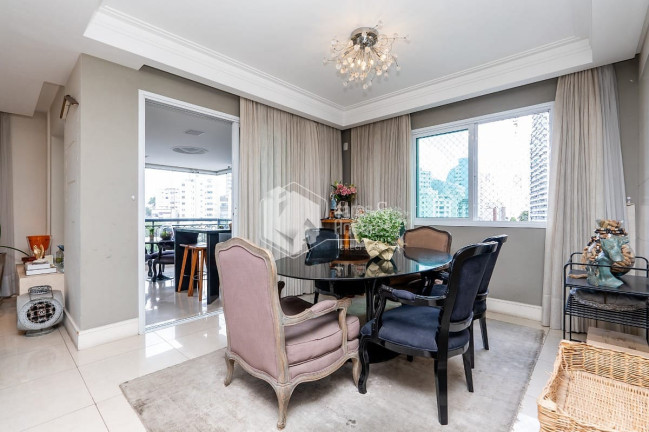 Imagem Apartamento com 4 Quartos à Venda, 215 m² em Aclimação - São Paulo