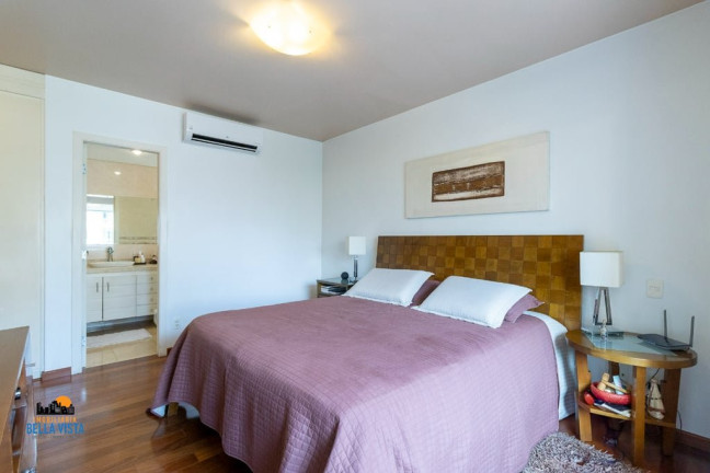 Imagem Apartamento com 3 Quartos à Venda,  em Moema - São Paulo