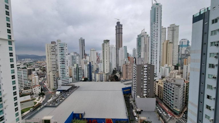 Imagem Apartamento com 4 Quartos à Venda, 144 m² em Centro - Balneário Camboriú Imagem Apartamento com 4 Quartos à Venda, 144 m² em Centro - Balneário Camboriú