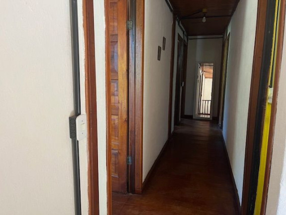 Imagem Casa com 10 Quartos à Venda, 327 m² em Albuquerque - Teresópolis Imagem Casa com 10 Quartos à Venda, 327 m² em Albuquerque - Teresópolis