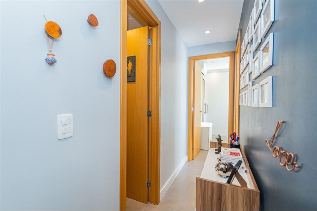 Imagem Apartamento com 2 Quartos à Venda, 56 m² em Menino Deus - Porto Alegre
