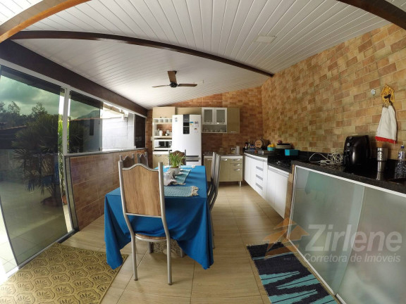 Imagem Casa com 4 Quartos à Venda, 450 m² em Nossa Senhora De Fátima - Guarapari