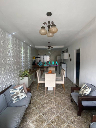 Imagem Casa com 6 Quartos à Venda, 250 m² em Perequê Açu - Ubatuba Imagem Casa com 6 Quartos à Venda, 250 m² em Perequê Açu - Ubatuba