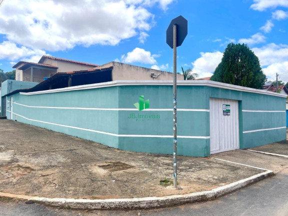 Casa com 2 Quartos para Alugar, 11 m² em Alice Maia - Montes Claros