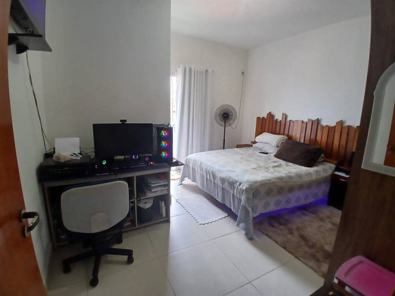 Imagem Sobrado com 2 Quartos à Venda, 82 m² em Maracana - Praia Grande Imagem Sobrado com 2 Quartos à Venda, 82 m² em Maracana - Praia Grande