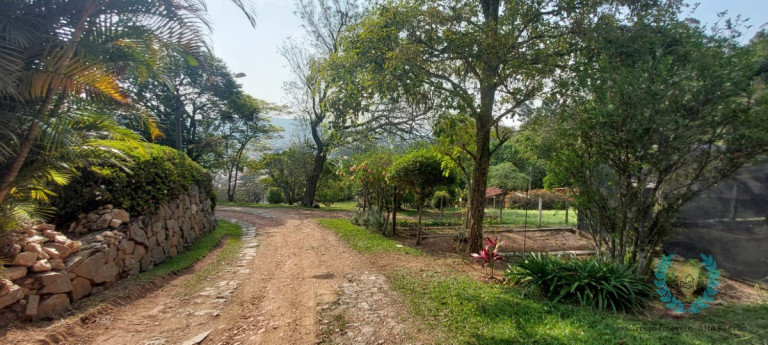 Chácara com 3 Quartos à Venda, 690 m² em Centro - São Roque