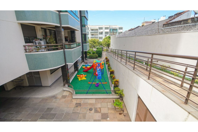 Imagem Apartamento com 3 Quartos à Venda, 110 m² em Menino Deus - Porto Alegre