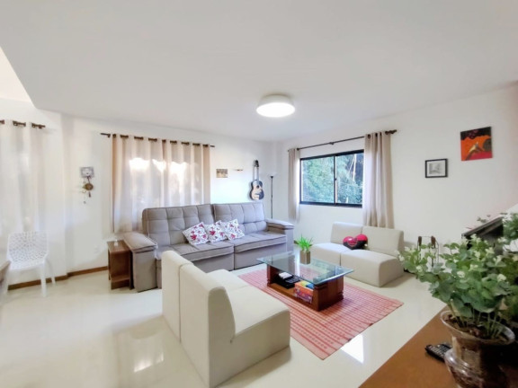 Imagem Casa com 4 Quartos à Venda, 160 m² em Vargem Grande - Teresópolis Imagem Casa com 4 Quartos à Venda, 160 m² em Vargem Grande - Teresópolis