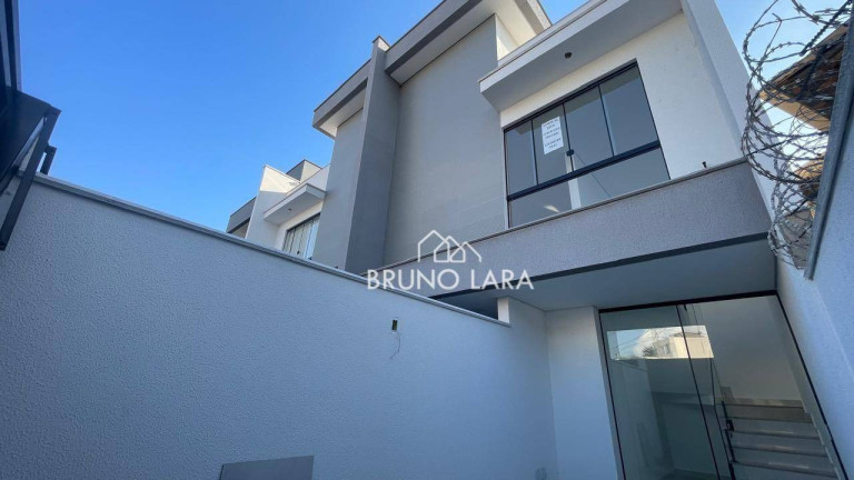Imagem Casa com 3 Quartos à Venda, 196 m² em Guaruja Mansões - Betim Imagem Casa com 3 Quartos à Venda, 196 m² em Guaruja Mansões - Betim