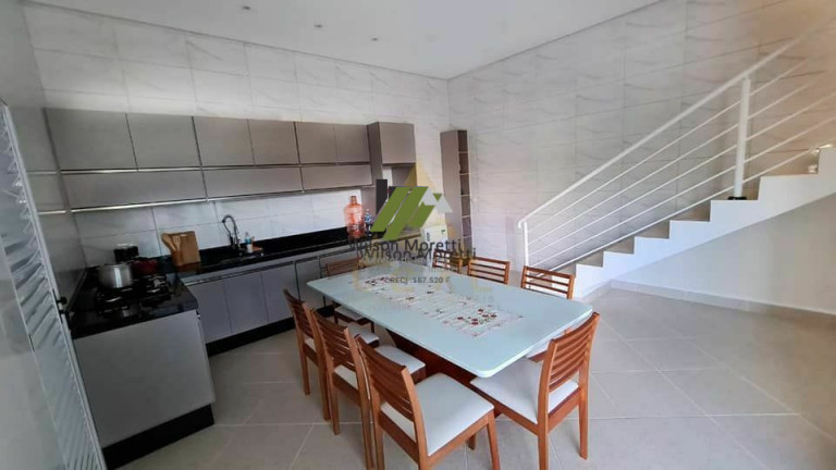 Imagem Casa com 3 Quartos à Venda, 246 m² Imagem Casa com 3 Quartos à Venda, 246 m²