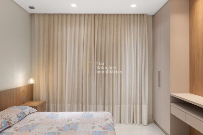 Imagem Sobrado com 4 Quartos à Venda, 479 m² em Morada Dos Nobres - Cuiabá Imagem Sobrado com 4 Quartos à Venda, 479 m² em Morada Dos Nobres - Cuiabá