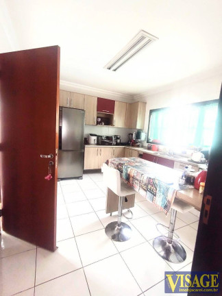 Imagem Casa de Condomínio com 4 Quartos à Venda, 375 m² em Cond. Jardim Coleginho - Jacareí Imagem Casa de Condomínio com 4 Quartos à Venda, 375 m² em Cond. Jardim Coleginho - Jacareí