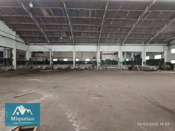 Galpão à Venda ou Locação, 4.600 m² em Parque Novo Mundo - São Paulo