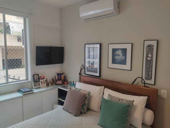 Imagem Apartamento com 2 Quartos à Venda, 80 m² em Laranjeiras - Rio De Janeiro Imagem Apartamento com 2 Quartos à Venda, 80 m² em Laranjeiras - Rio De Janeiro