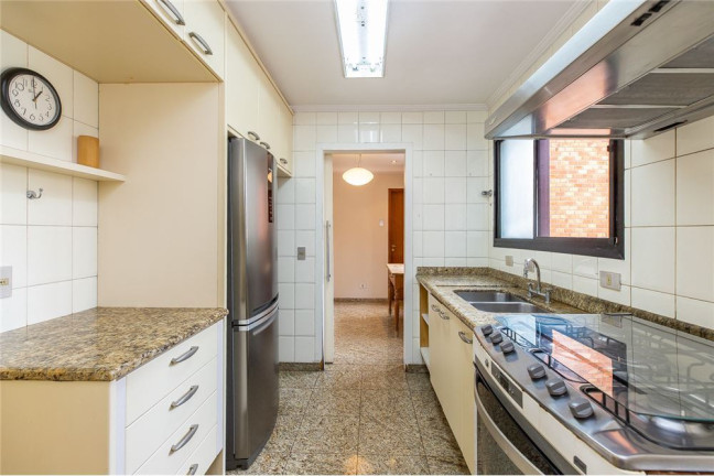 Imagem Imóvel com 3 Quartos à Venda, em Moema - São Paulo Imagem Imóvel com 3 Quartos à Venda, em Moema - São Paulo