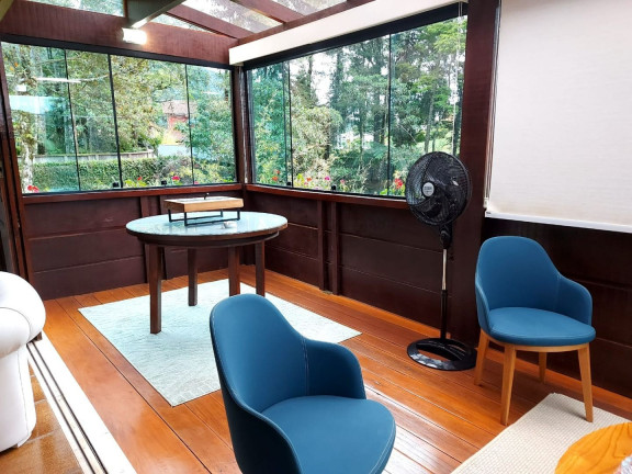 Imagem Casa com 4 Quartos à Venda, 574 m² em Granja Guarani - Teresópolis