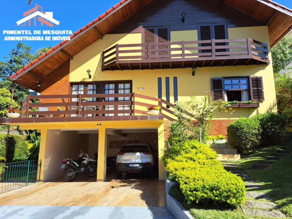 Casa com 4 Quartos à Venda, 630 m² em Catarcione - Nova Friburgo