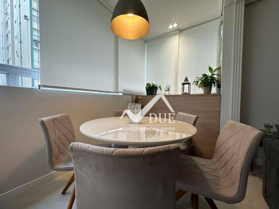 Imagem Apartamento com 2 Quartos à Venda, 70 m² em Gonzaga - Santos