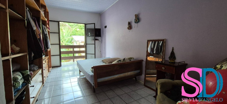 Imagem Casa com 2 Quartos à Venda, 135 m² em Centro - Ubatuba Imagem Casa com 2 Quartos à Venda, 135 m² em Centro - Ubatuba