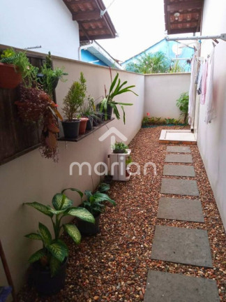 Imagem Casa com 2 Quartos à Venda, 75 m² em Itacolomi - Balneário Piçarras Imagem Casa com 2 Quartos à Venda, 75 m² em Itacolomi - Balneário Piçarras