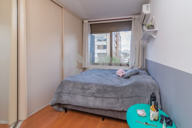Imagem Imóvel com 2 Quartos à Venda, 150 m² em Mont Serrat - Porto Alegre