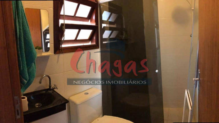 Imagem Sobrado com 4 Quartos à Venda, 264 m² em Centro - Caraguatatuba