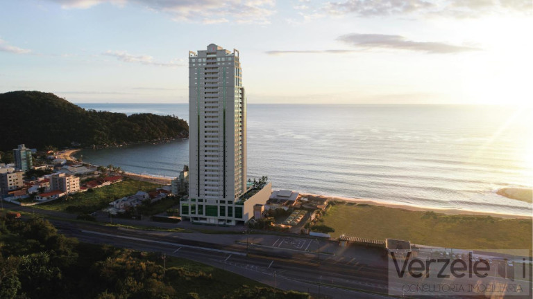 Imagem Apartamento com 4 Quartos à Venda, 154 m² em Ilhota - Itapema