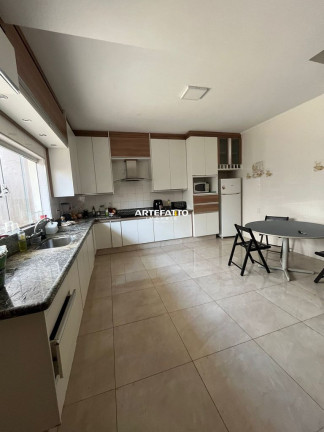 Sobrado com 4 Quartos à Venda, 290 m² em Jardim éden - Franca