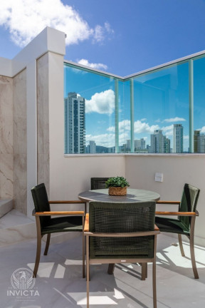 Imagem Cobertura com 4 Quartos à Venda, 300 m² em Centro - Balneário Camboriú Imagem Cobertura com 4 Quartos à Venda, 300 m² em Centro - Balneário Camboriú