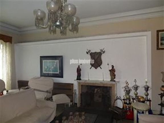 Casa com 4 Quartos para Alugar, 300 m² em Jardim Paulista - São Paulo