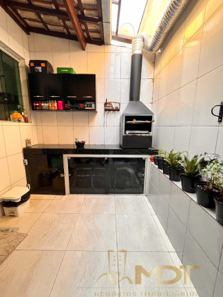 Imagem Casa com 2 Quartos à Venda, 80 m² em Céu Azul - Belo Horizonte