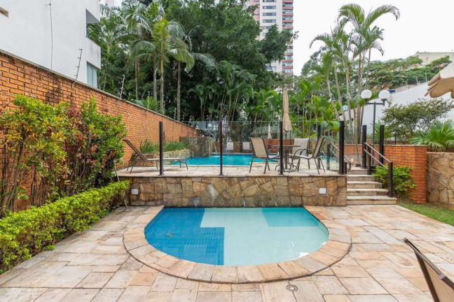 Imagem Apartamento com 2 Quartos à Venda, 110 m² em Campo Belo - São Paulo