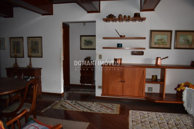 Imagem Imóvel com 3 Quartos à Venda, 142 m² em Região De Capivari - Campos Do Jordão Imagem Imóvel com 3 Quartos à Venda, 142 m² em Região De Capivari - Campos Do Jordão
