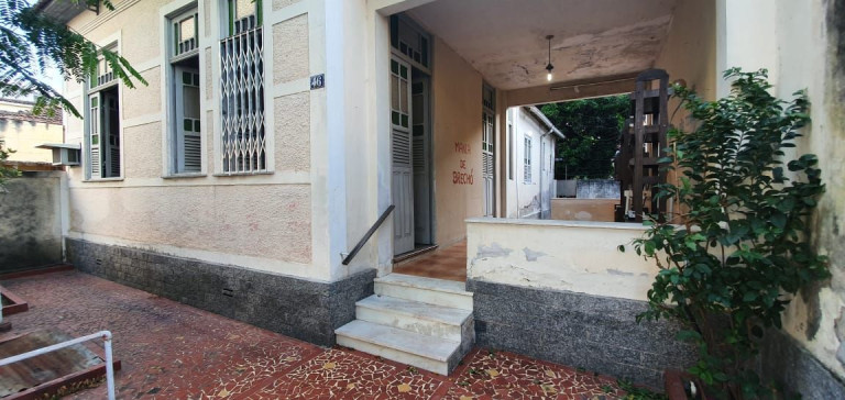 Imagem Casa com 3 Quartos à Venda, 1.000 m² em Fonseca - Niterói