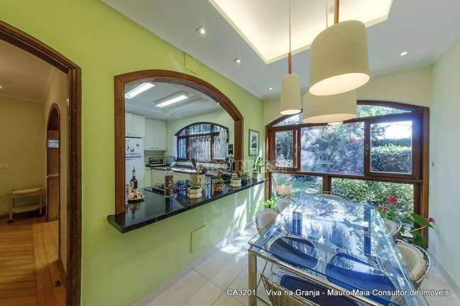 Imagem Casa com 4 Quartos à Venda, 4.400 m² em Pousada Dos Bandeirantes - Carapicuíba Imagem Casa com 4 Quartos à Venda, 4.400 m² em Pousada Dos Bandeirantes - Carapicuíba