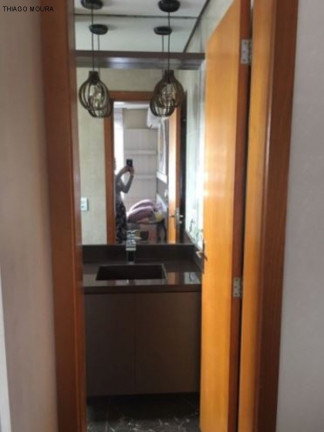 Imagem Imóvel com 2 Quartos à Venda, 70 m² em Jardim Itu - Porto Alegre Imagem Imóvel com 2 Quartos à Venda, 70 m² em Jardim Itu - Porto Alegre
