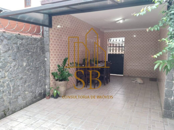 Casa com 3 Quartos à Venda, 224 m² em Vila Valença - São Vicente