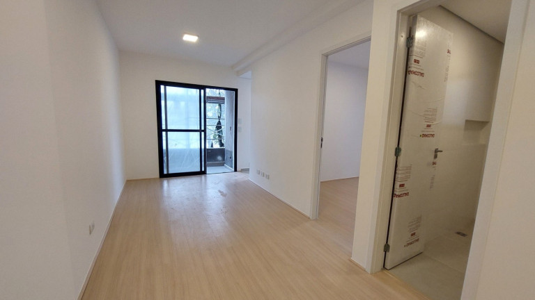 Imagem Apartamento com 2 Quartos à Venda, 46 m² em Capão Raso - Curitiba Imagem Apartamento com 2 Quartos à Venda, 46 m² em Capão Raso - Curitiba