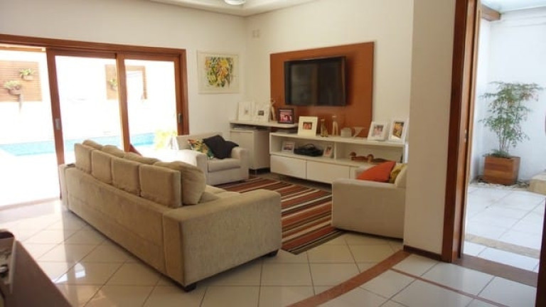 Imagem Casa com 4 Quartos à Venda, 360 m² em Jardim Das Nações - Taubaté Imagem Casa com 4 Quartos à Venda, 360 m² em Jardim Das Nações - Taubaté