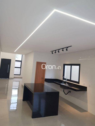 Imagem Casa com 3 Quartos à Venda, 196 m² em Moinho Dos Ventos - Goiânia Imagem Casa com 3 Quartos à Venda, 196 m² em Moinho Dos Ventos - Goiânia