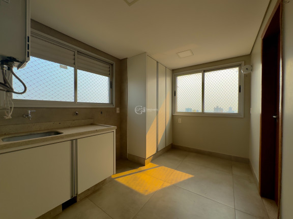 Imagem Imóvel com 4 Quartos à Venda, 205 m² em Centro - Campo Grande Imagem Imóvel com 4 Quartos à Venda, 205 m² em Centro - Campo Grande