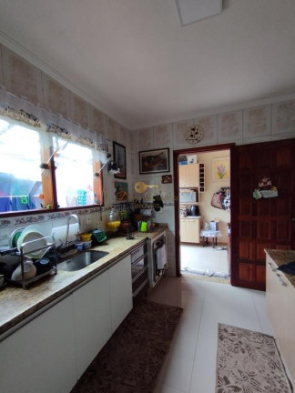 Imagem Casa com 4 Quartos à Venda, 123 m² em Araras - Teresópolis