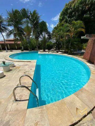 Casa com 4 Quartos à Venda, 400 m² em Mangabeira - Eusébio