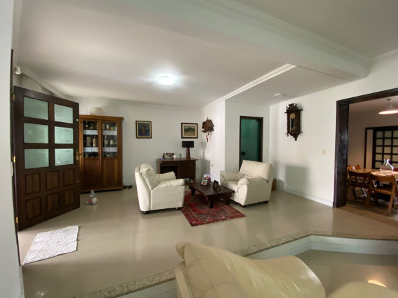 Imagem Casa com 4 Quartos à Venda, 231 m² em São João - Itajaí Imagem Casa com 4 Quartos à Venda, 231 m² em São João - Itajaí
