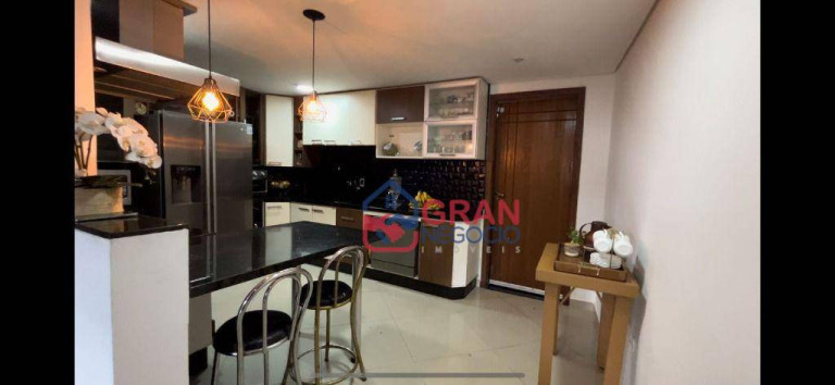 Imagem Casa com 3 Quartos à Venda, 186 m² em Alto Boqueirão - Curitiba Imagem Casa com 3 Quartos à Venda, 186 m² em Alto Boqueirão - Curitiba