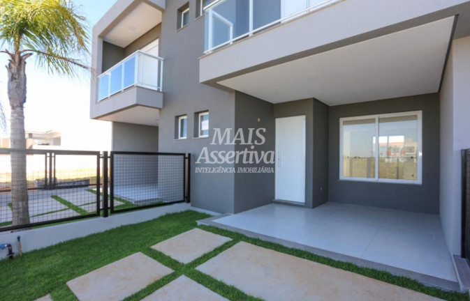Imagem Casa com 3 Quartos à Venda, 102 m² em Centro - Torres