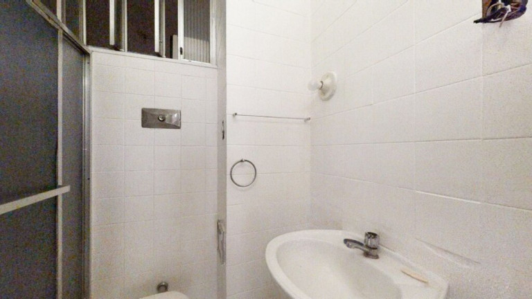 Imagem Imóvel com 3 Quartos à Venda, 110 m² em Copacabana - Rio De Janeiro Imagem Imóvel com 3 Quartos à Venda, 110 m² em Copacabana - Rio De Janeiro
