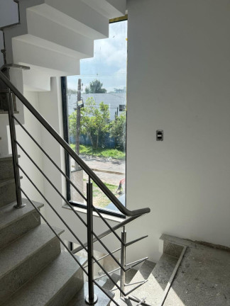 Imagem Casa com 3 Quartos à Venda, 170 m² em Uberaba - Curitiba