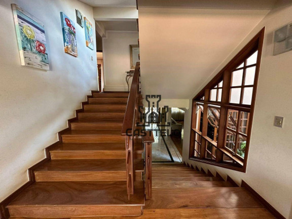 Imagem Sobrado com 6 Quartos à Venda, 680 m² em Lago Parque - Londrina Imagem Sobrado com 6 Quartos à Venda, 680 m² em Lago Parque - Londrina