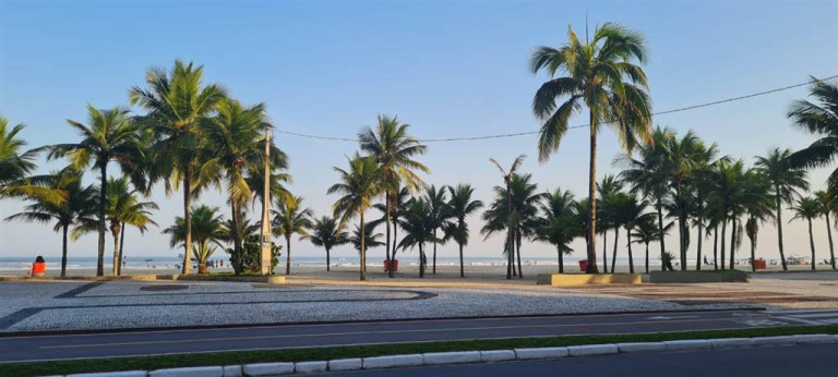 Imagem Apartamento com 2 Quartos para Alugar, 75 m² em Guilhermina - Praia Grande Imagem Apartamento com 2 Quartos para Alugar, 75 m² em Guilhermina - Praia Grande